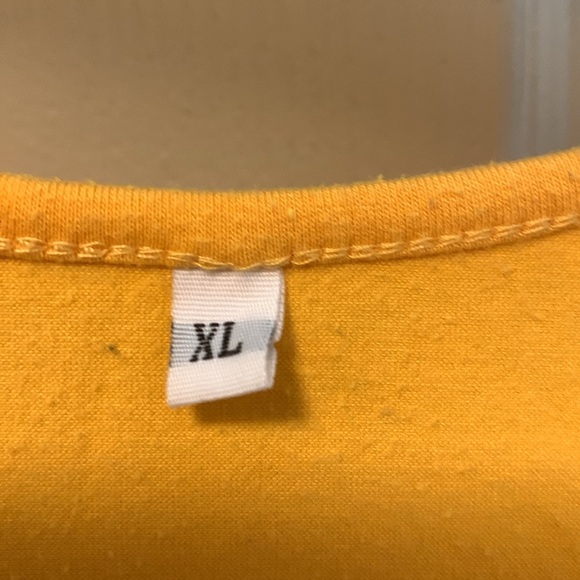 Adorable tank top - Picture 3 of 4